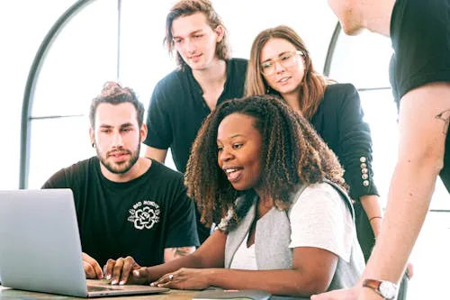Mejores herramientas de tecnologia para empleados en tu empresa 1 Imagen aleatoria