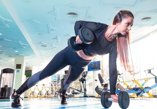 Guía esencial de materiales y equipos de gimnasio para gerentes 2 Imagen aleatoria