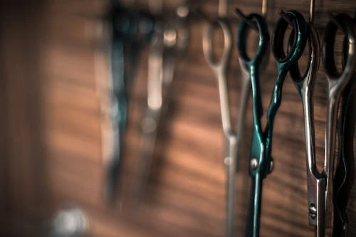 Los mejores consejos sobre peluquería materiales para cortar cabello 2 Imagen aleatoria